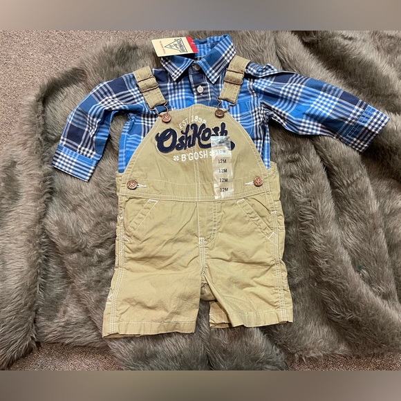 OshKosh B'gosh Other - Boys 2 piece Short Overalls ( 12 months )